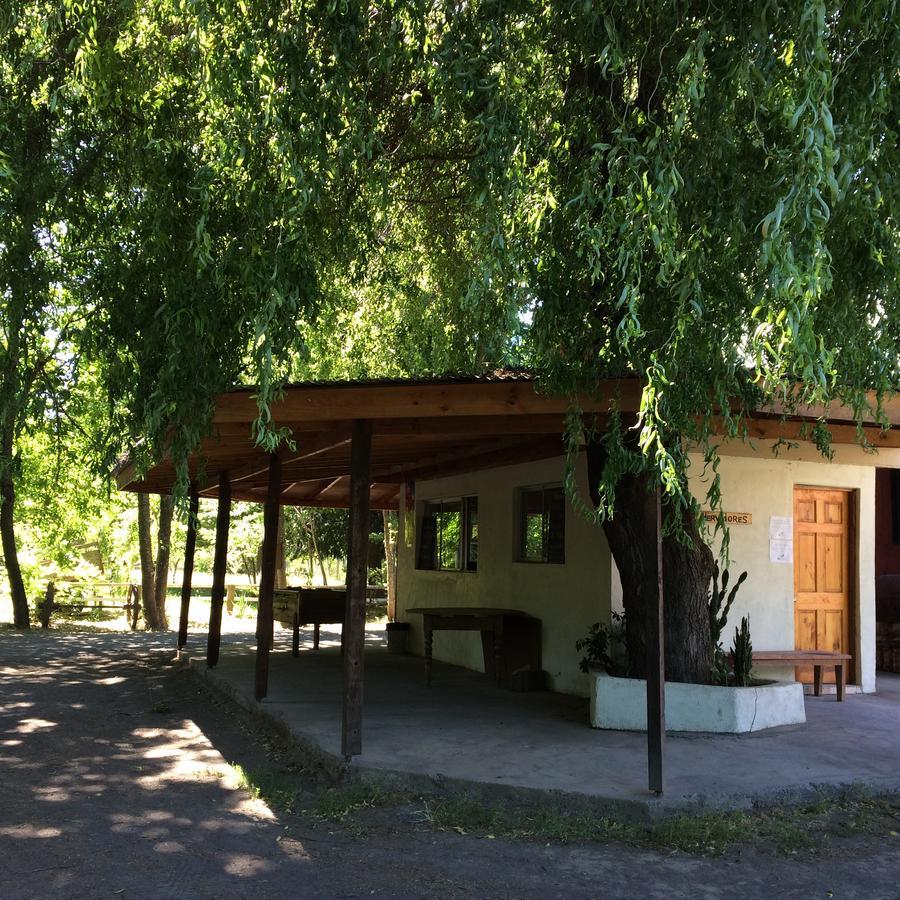 Camping & Hospedaje Rio Laja Villa El Manzano  Esterno foto